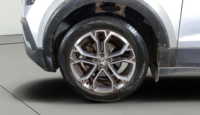 2022 Skoda KUSHAQ STYLE 1.0L TSI MT, Petrol, Manual, 33,107 km, Left Front Wheel