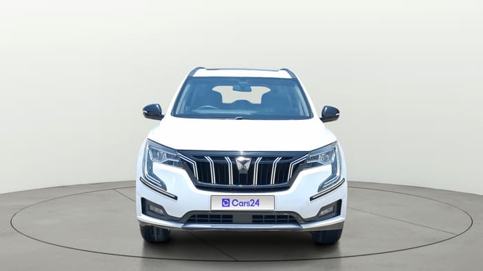 2022 Mahindra XUV700 AX 5 P MT 5 STR, Petrol, Manual, 54,792 km, Front