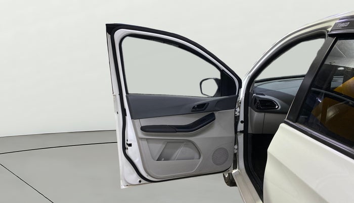 2025 Tata Tiago XZ PLUS CNG DUAL TONE, CNG, Manual, 16,412 km, LHS Front Door