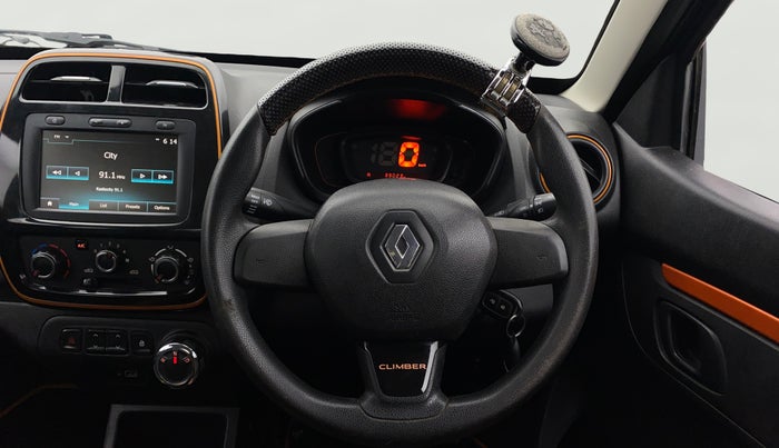 2018 Renault Kwid CLIMBER 1.0 AMT, Petrol, Automatic, 39,020 km, Steering Wheel Close Up