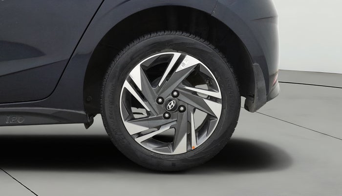 2022 Hyundai NEW I20 ASTA (O) 1.0 TURBO GDI DCT, Petrol, Automatic, 33,215 km, Left Rear Wheel
