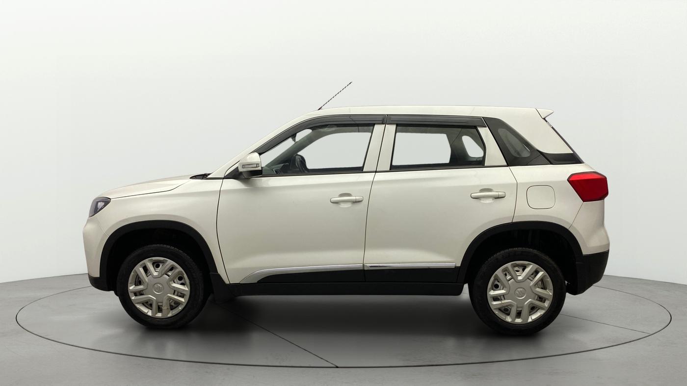 2021 Maruti Vitara Brezza LXI, Petrol, Manual, 20,608 km, Left Side