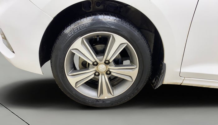 2019 Hyundai Verna 1.6 VTVT SX, Petrol, Manual, 49,112 km, Left Front Wheel