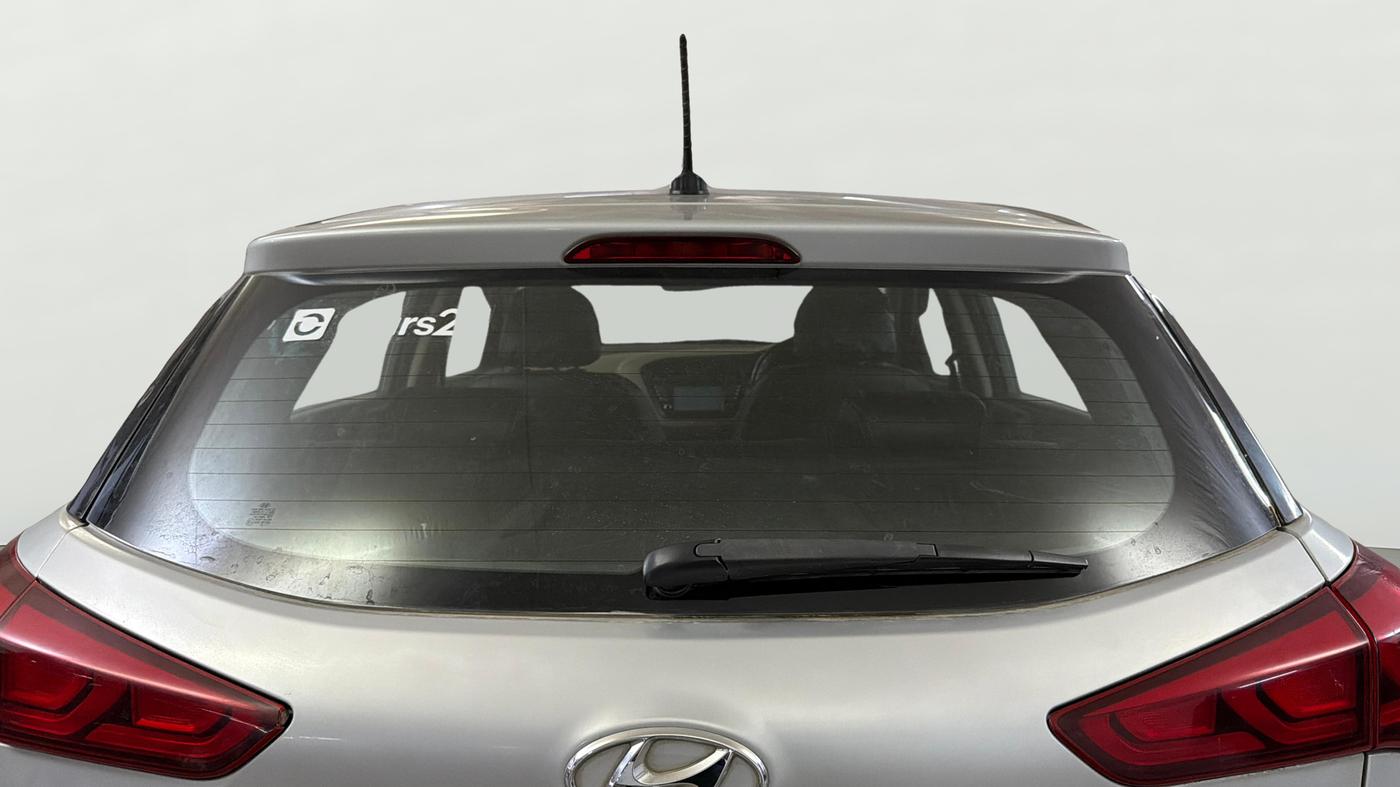 2017 Hyundai Elite i20 ASTA 1.2 (O), Petrol, Manual, 90,669 km, Rear Windshield