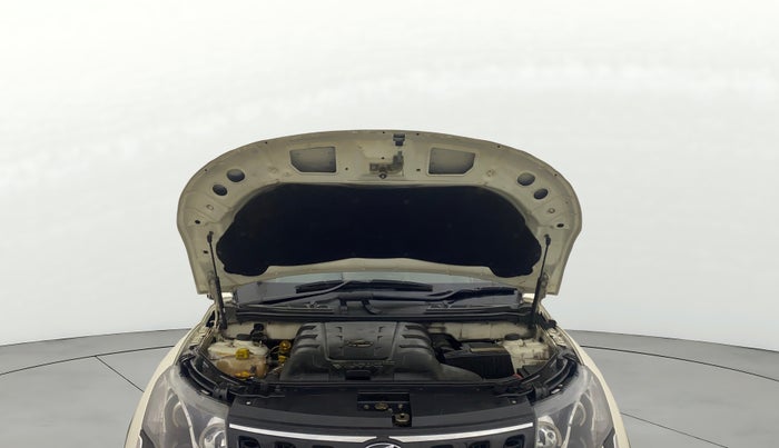 2017 Mahindra XUV500 W10 AT, Diesel, Automatic, 57,695 km, Open Bonet