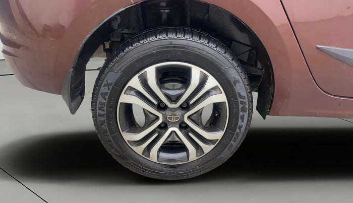 2022 Tata TIGOR XZ PLUS CNG, CNG, Manual, 84,605 km, Right Rear Wheel