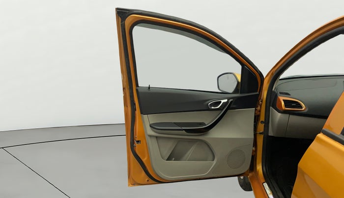 2018 Tata Tiago XZA PETROL, Petrol, Automatic, 66,608 km, LHS Front Door