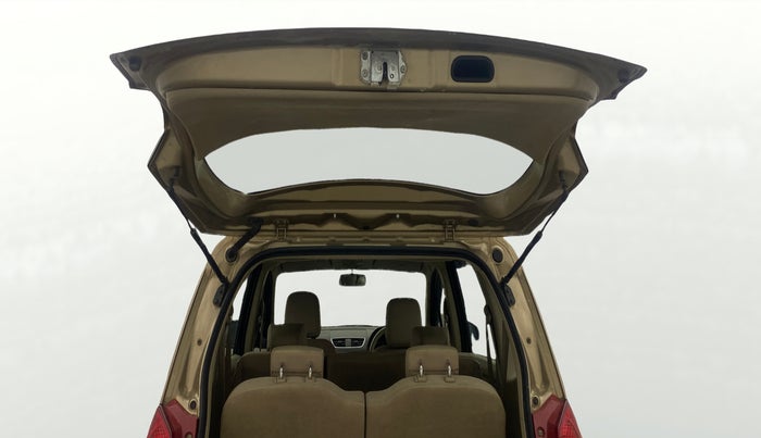 2016 Maruti Ertiga VXI, Petrol, Manual, 79,951 km, Boot Door Open