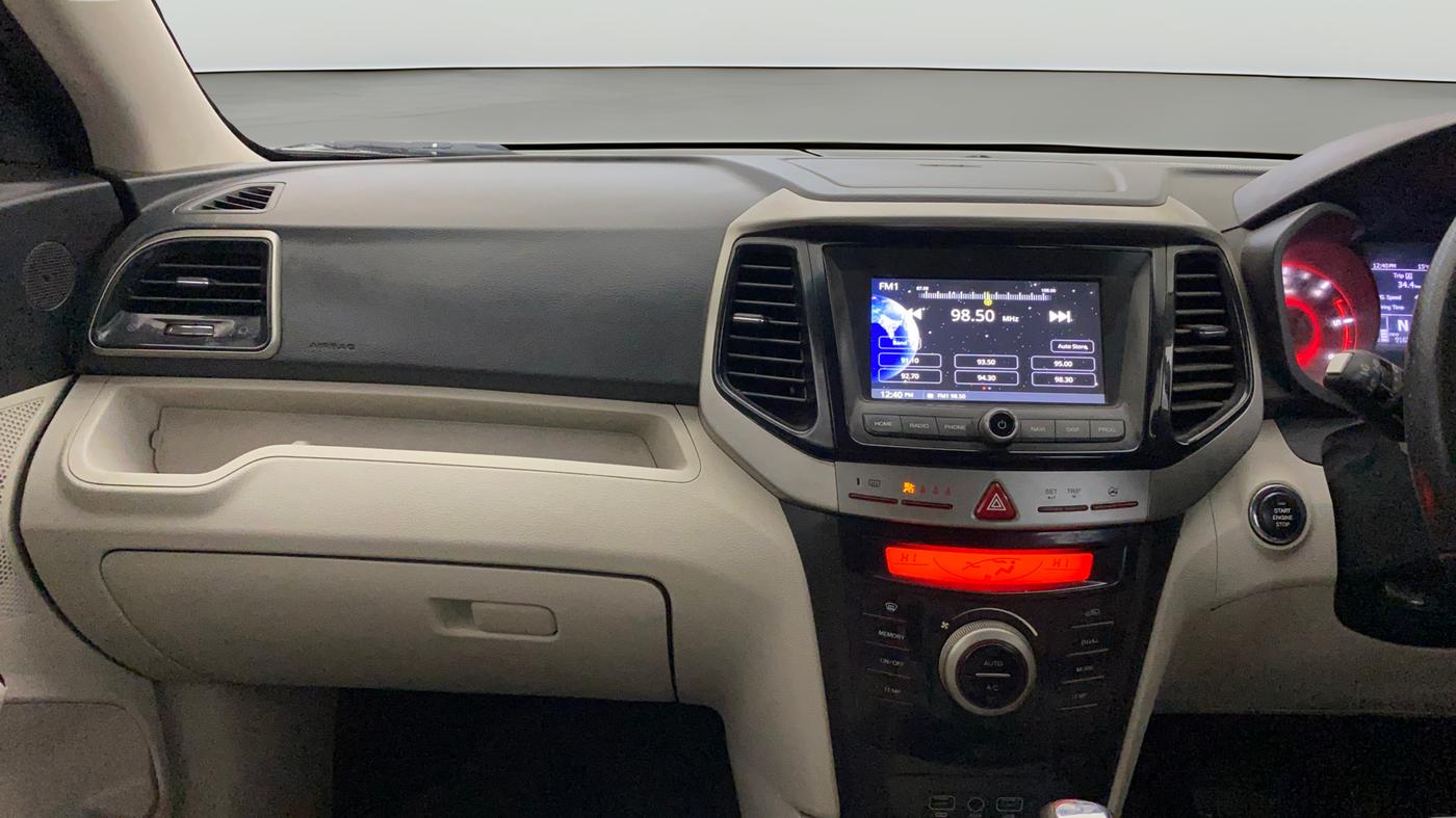 2020 Mahindra XUV300 W8 1.5 DIESEL AMT, Diesel, Automatic, 91,617 km, Air Conditioner