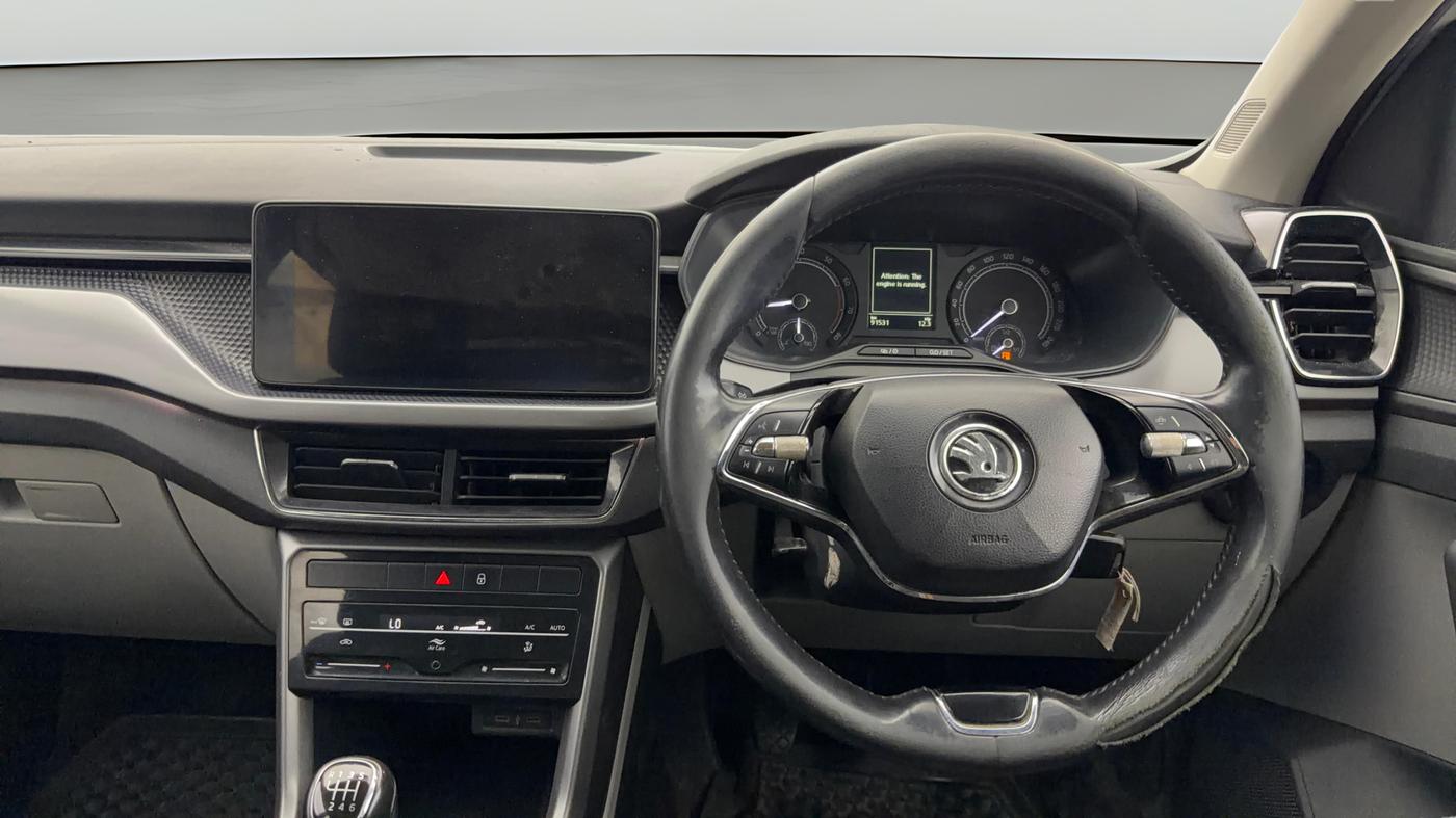 2022 Skoda KUSHAQ AMBITION 1.0L TSI MT, Petrol, Manual, 91,507 km, Steering Wheel Close Up