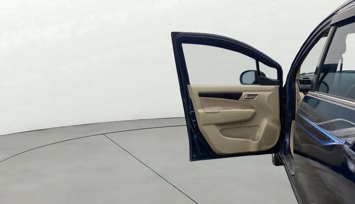 2014 Maruti Ertiga VDI, Diesel, Manual, 94,056 km, LHS Front Door