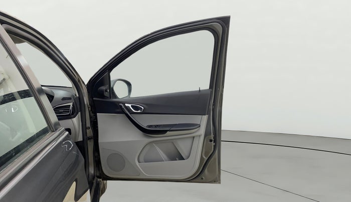 2020 Tata Tiago XZ PETROL, Petrol, Manual, 18,213 km, RHS Front Door