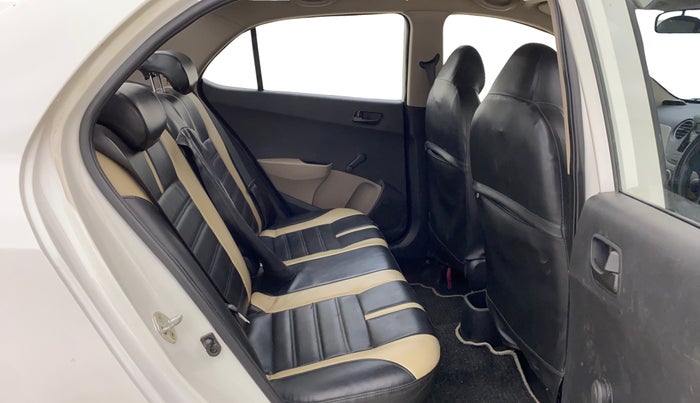 2014 Hyundai Xcent BASE 1.2, Petrol, Manual, 74,800 km, Right Side Rear Door Cabin