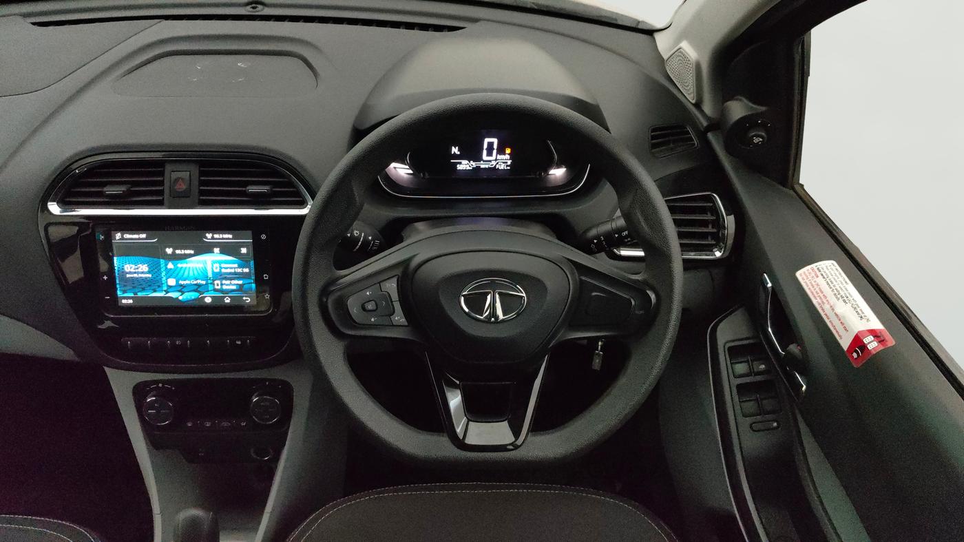2021 Tata Tiago XZA PLUS PETROL, Petrol, Automatic, 5,899 km, Steering Wheel Close Up