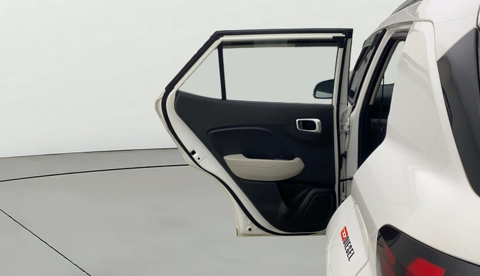 2023 Hyundai VENUE S PLUS 1.5 CRDI, Diesel, Manual, 29,143 km, LHS Rear Door