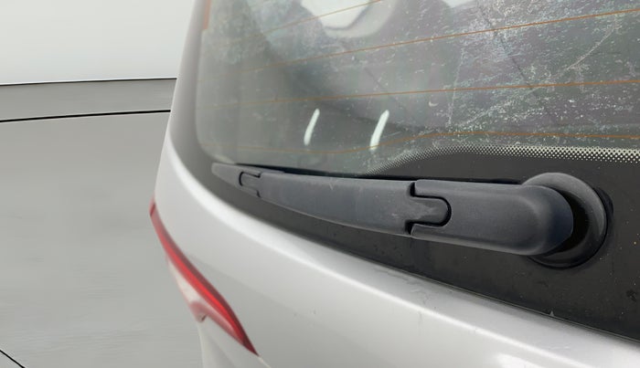 2022 Renault TRIBER RXZ, Petrol, Manual, 19,954 km, Rear Wiper