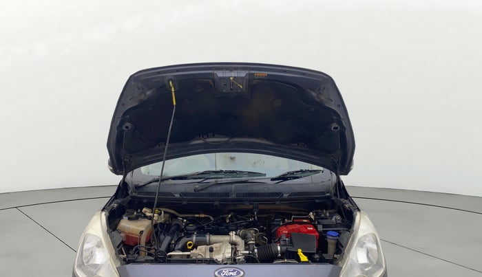 2017 Ford Figo Aspire TITANIUM1.5 DIESEL, Diesel, Manual, 1,25,588 km, Open Bonet