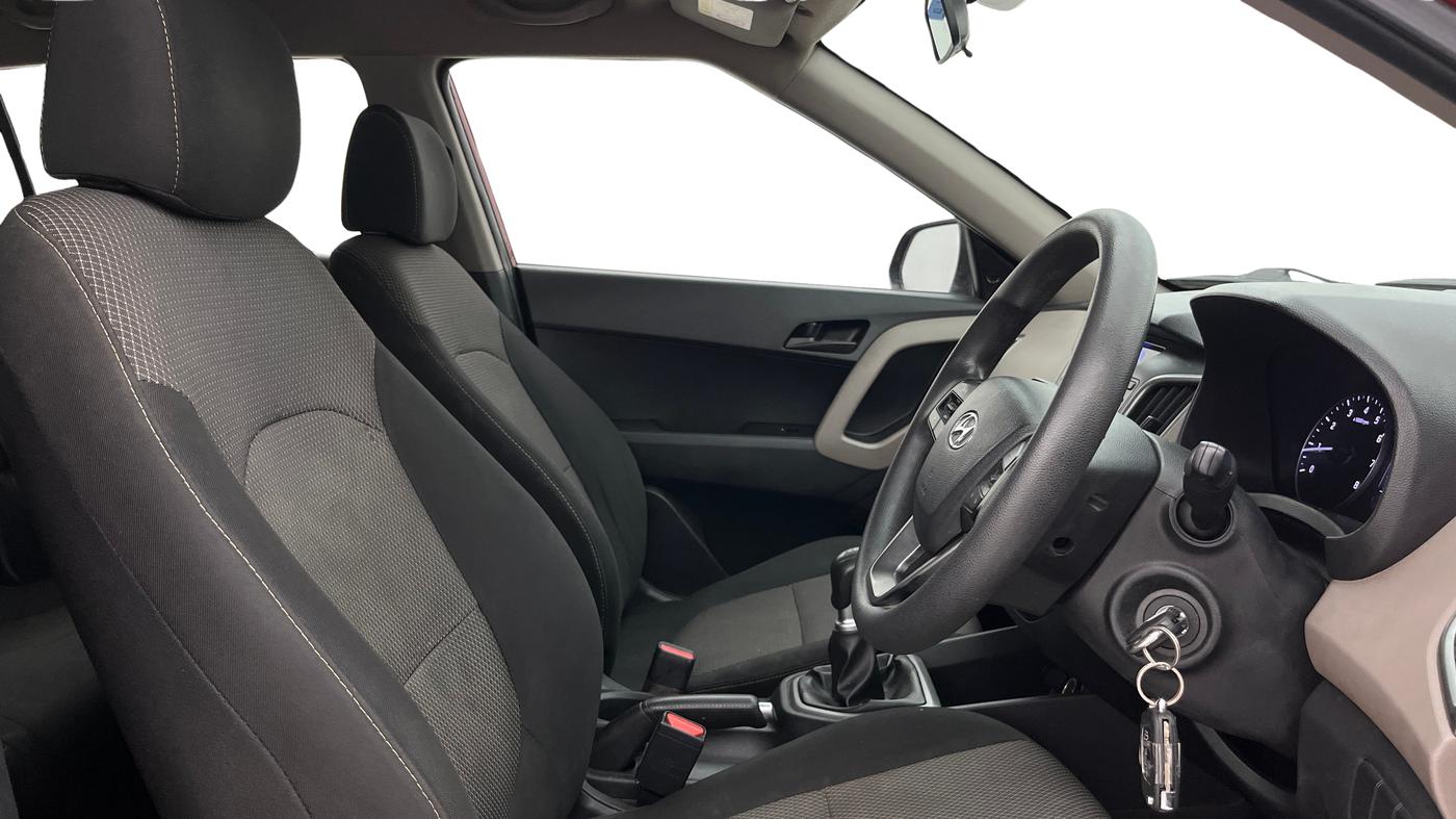 2017 Hyundai Creta E PLUS 1.6 PETROL, Petrol, Manual, 97,204 km, Right Side Front Door Cabin
