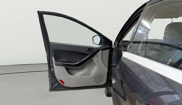2019 Tata NEXON XM PETROL, Petrol, Manual, 77,635 km, LHS Front Door