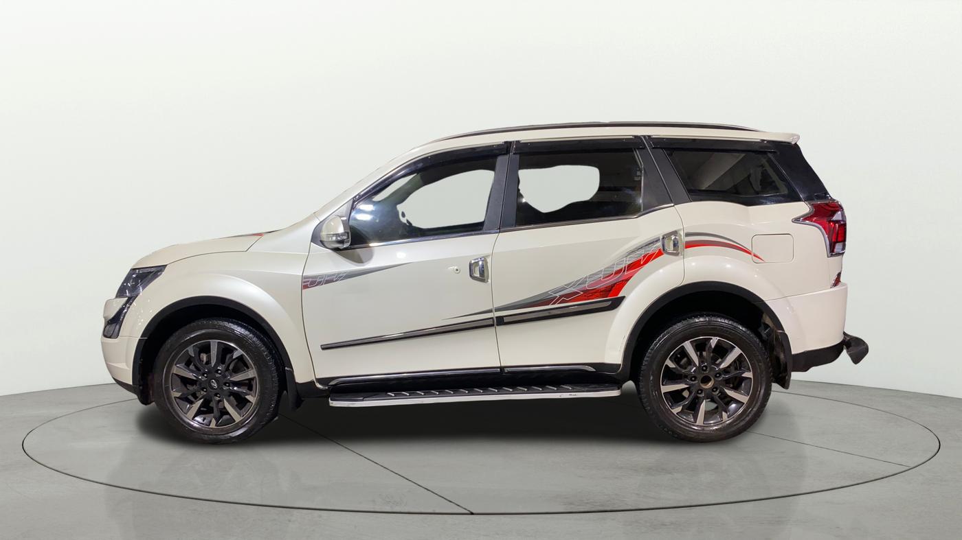 2019 Mahindra XUV500 W11, Diesel, Manual, 35,341 km, Left Side