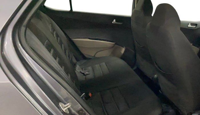 2016 Hyundai Grand i10 SPORTZ 1.2 KAPPA VTVT, Petrol, Manual, 36,185 km, Right Side Rear Door Cabin