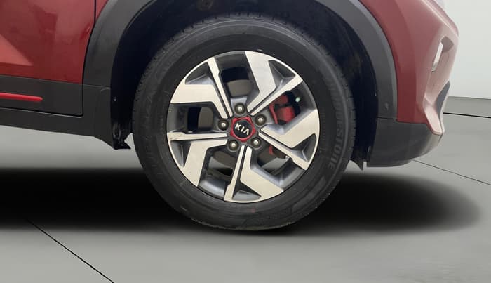 2021 KIA SONET GTX PLUS 1.5 AT, Diesel, Automatic, 94,312 km, Right Front Wheel