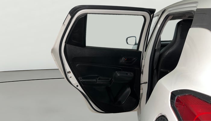 2020 Maruti Swift LXI, CNG, Manual, 62,690 km, LHS Rear Door