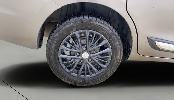 2021 Maruti Ertiga VXI CNG, CNG, Manual, 1,06,977 km, Right Rear Wheel