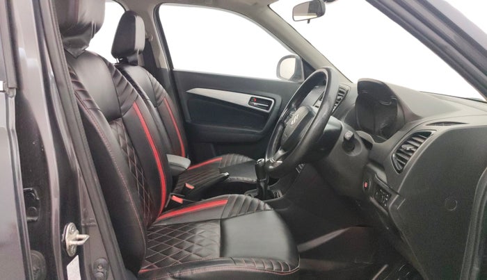 2021 Maruti Vitara Brezza ZXI, Petrol, Manual, 85,455 km, Right Side Front Door Cabin