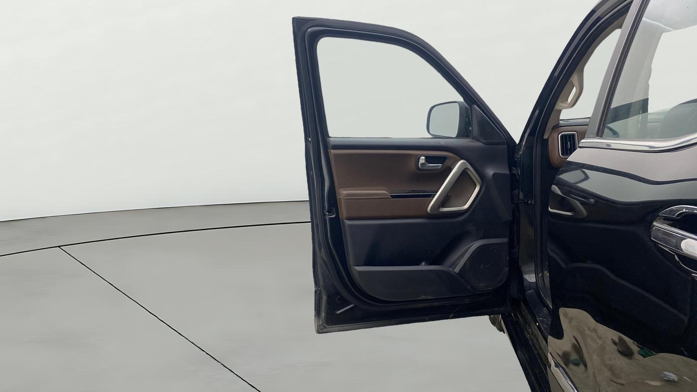 2023 Mahindra SCORPIO-N Z8 DIESEL AT 2WD 7 STR, Diesel, Automatic, 52,840 km, LHS Front Door