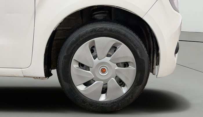 2022 Maruti New Wagon-R VXI CNG 1.0, CNG, Manual, 28,075 km, Right Front Wheel
