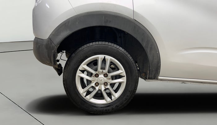 2019 Renault TRIBER RXT, Petrol, Manual, 71,284 km, Right Rear Wheel