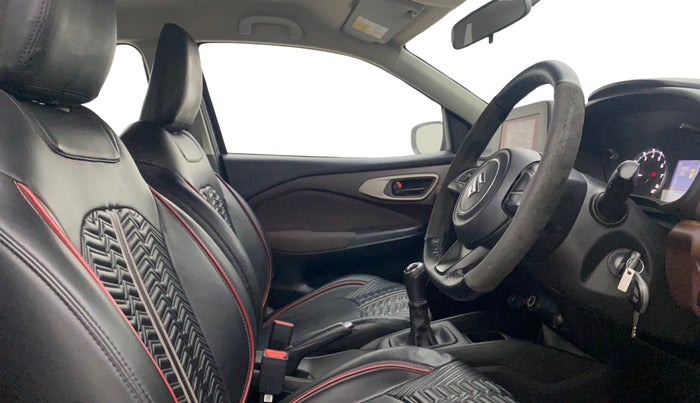 2023 Maruti FRONX DELTA PLUS 1.2MT, Petrol, Manual, 1,11,061 km, Right Side Front Door Cabin