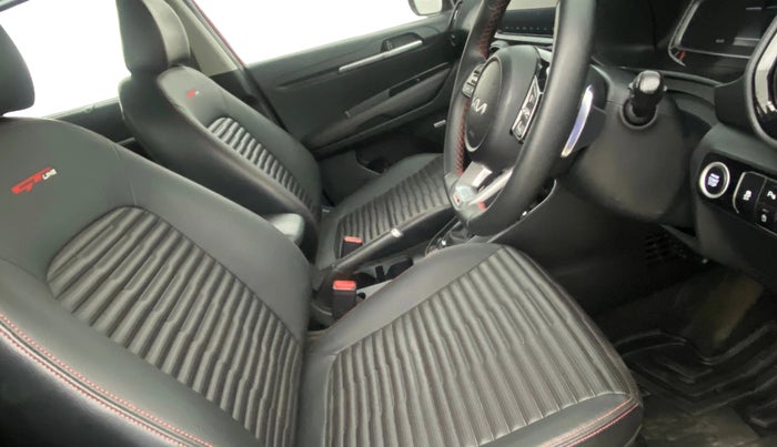 2023 KIA SONET GTX PLUS 1.0 DCT, Petrol, Automatic, 33,929 km, Right Side Front Door Cabin