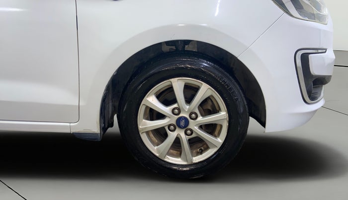 2019 Ford New Figo TITANIUM 1.2 PETROL MT, Petrol, Manual, 57,969 km, Right Front Wheel