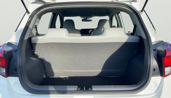 2023 Hyundai GRAND I10 NIOS MAGNA 1.2 KAPPA VTVT, Petrol, Manual, 10,528 km, Boot Open Zoomed View