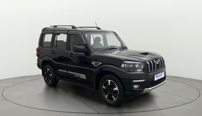 2024 Mahindra SCORPIO CLASSIC S11 7STR, Diesel, Manual, 32,413 km, Right Front Diagonal