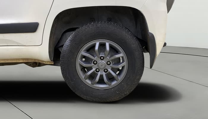 2017 Mahindra TUV300 T10 AMT, Diesel, Automatic, 97,525 km, Left Rear Wheel