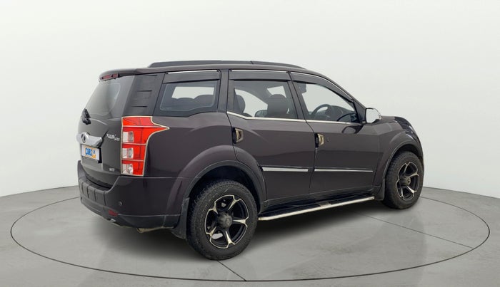 2017 Mahindra XUV500 W6, Diesel, Manual, 82,774 km, Right Back Diagonal