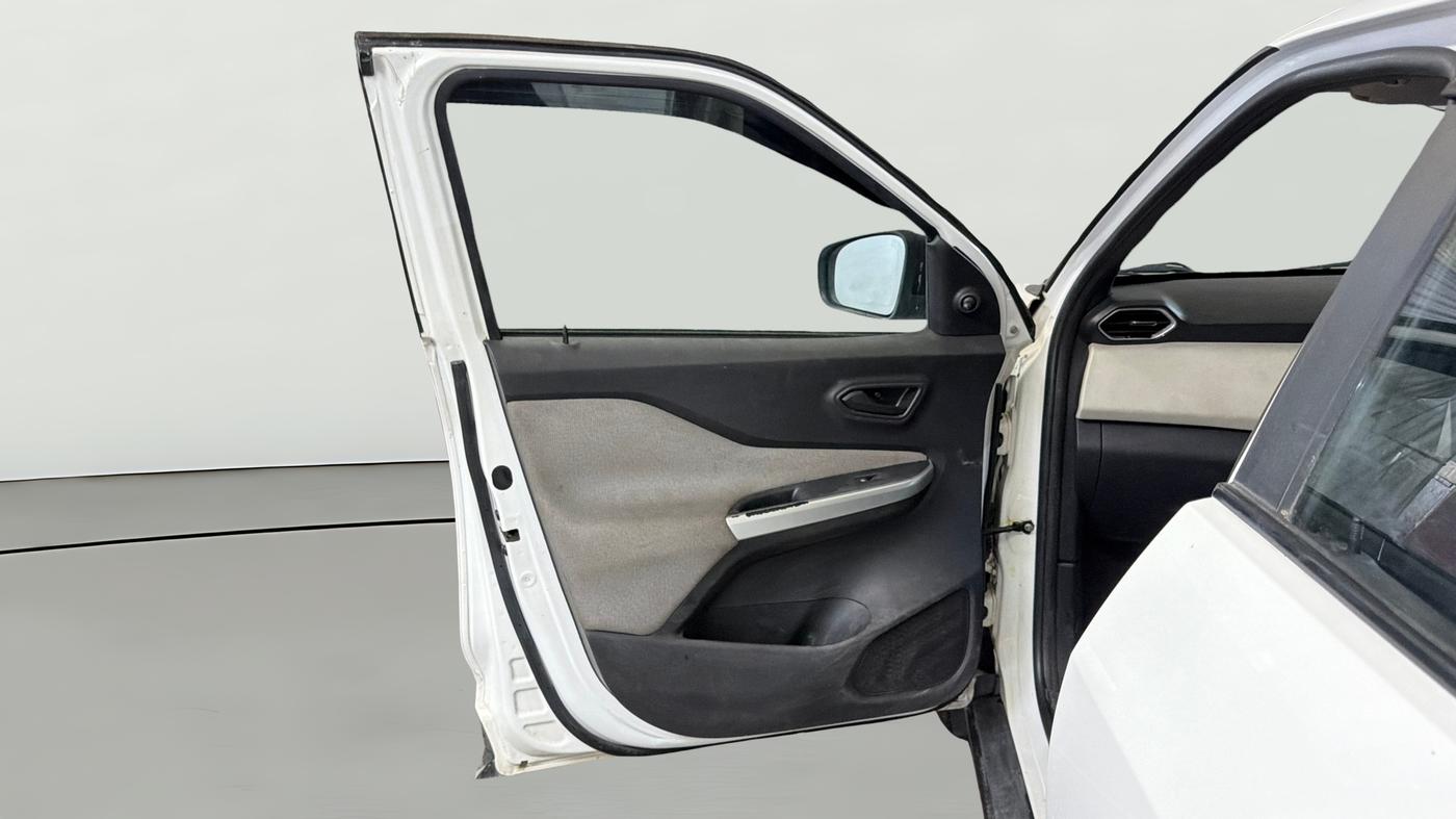 2022 Nissan MAGNITE XE, Petrol, Manual, 54,812 km, LHS Front Door