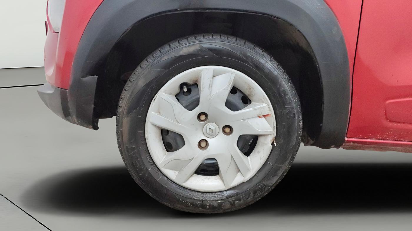 2022 Renault Kwid RXL 0.8 (O), Petrol, Manual, 1,07,745 km, Left Front Wheel