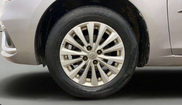 2015 Maruti Ciaz ZXI+, CNG, Manual, 78,804 km, Left Front Wheel