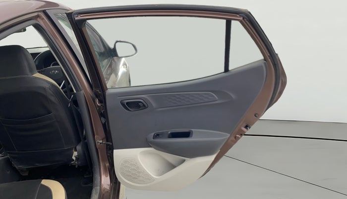 2022 Hyundai AURA S 1.2 CNG, CNG, Manual, 38,968 km, RHS Rear Door