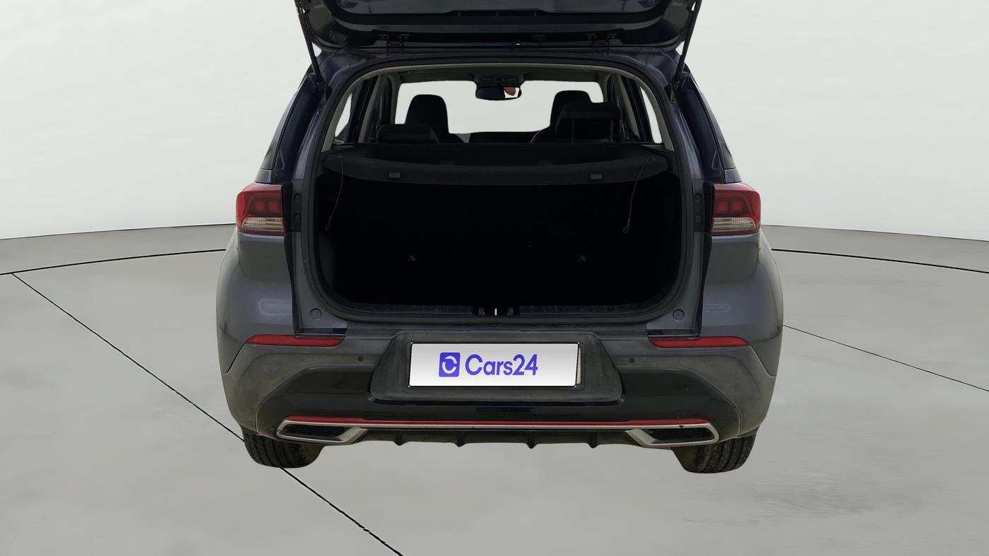 2020 KIA SONET GTX PLUS 1.5 AT, Diesel, Automatic, 62,057 km, Boot Open Zoomed View