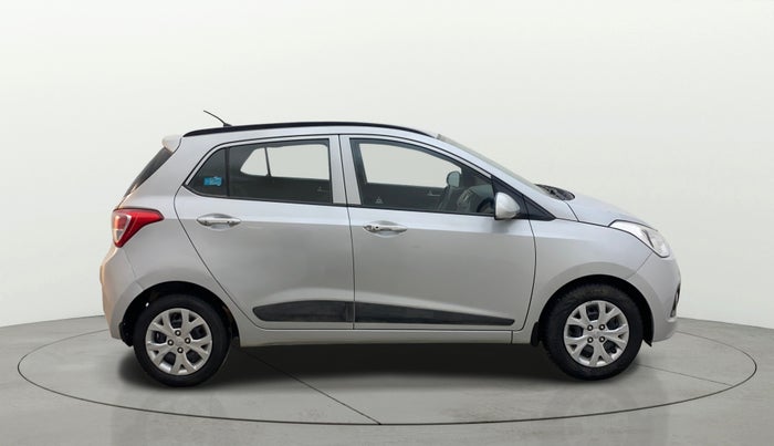 2015 Hyundai Grand i10 SPORTZ 1.2 KAPPA VTVT, Petrol, Manual, 31,215 km, Right Side View