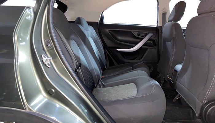 2022 Tata NEXON XM PETROL, Petrol, Manual, 60,326 km, Right Side Rear Door Cabin