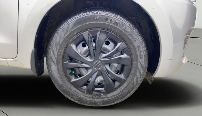 2021 Maruti Swift VXI AMT, Petrol, Automatic, 25,812 km, Right Front Wheel