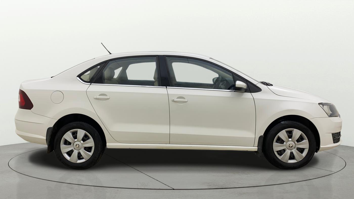 2021 Skoda Rapid ACTIVE 1.0 TSI, Petrol, Manual, 92,570 km, Right Side View