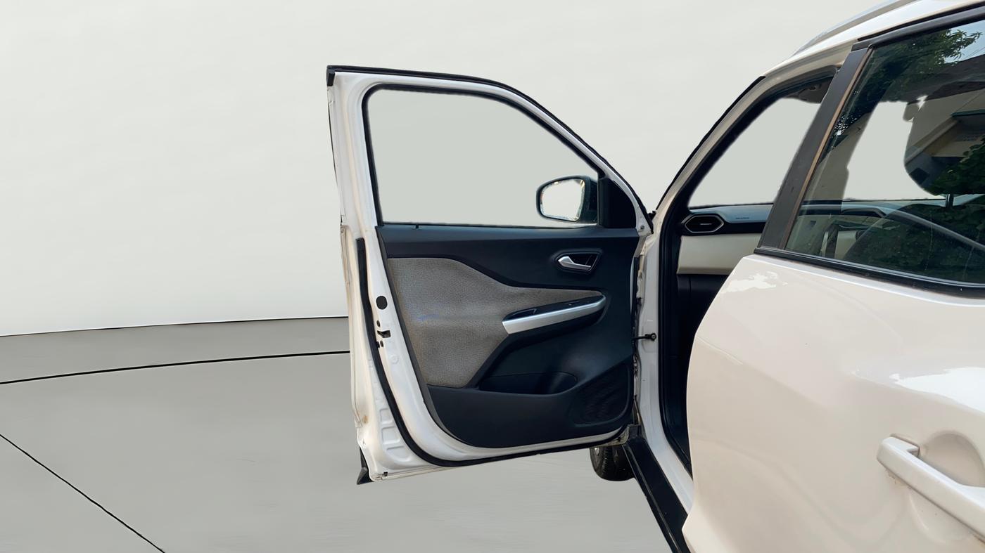 2021 Nissan MAGNITE XL, Petrol, Manual, 38,250 km, LHS Front Door