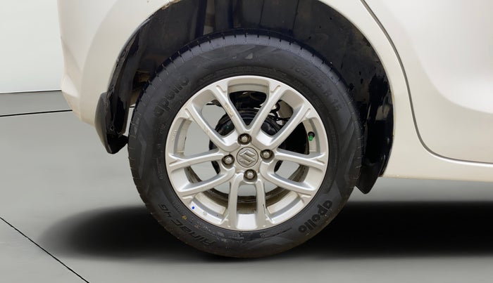 2018 Maruti Swift ZDI, Diesel, Manual, 81,478 km, Right Rear Wheel